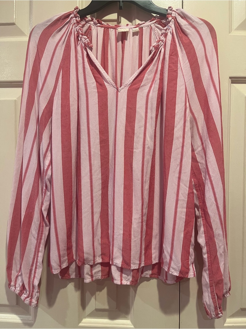 GAP V-neck Stripe Peasant Blouse Size M